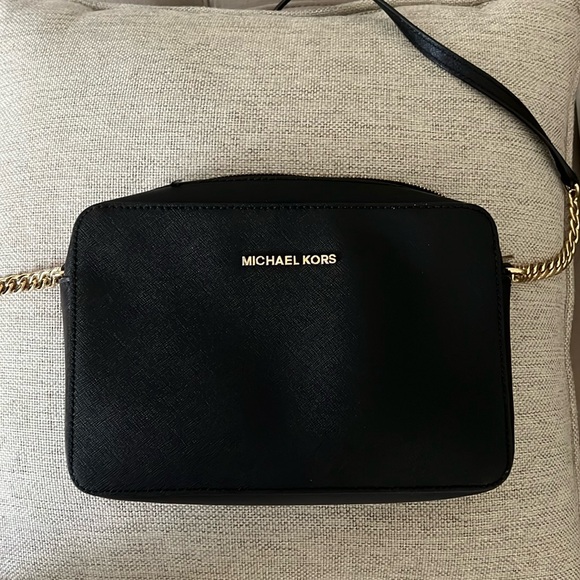 Michael Kors crossbody - Picture 3 of 4